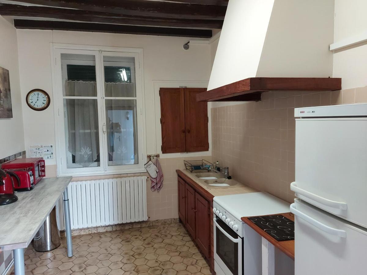 Chez Robins Villa Trie-Chateau Bagian luar foto