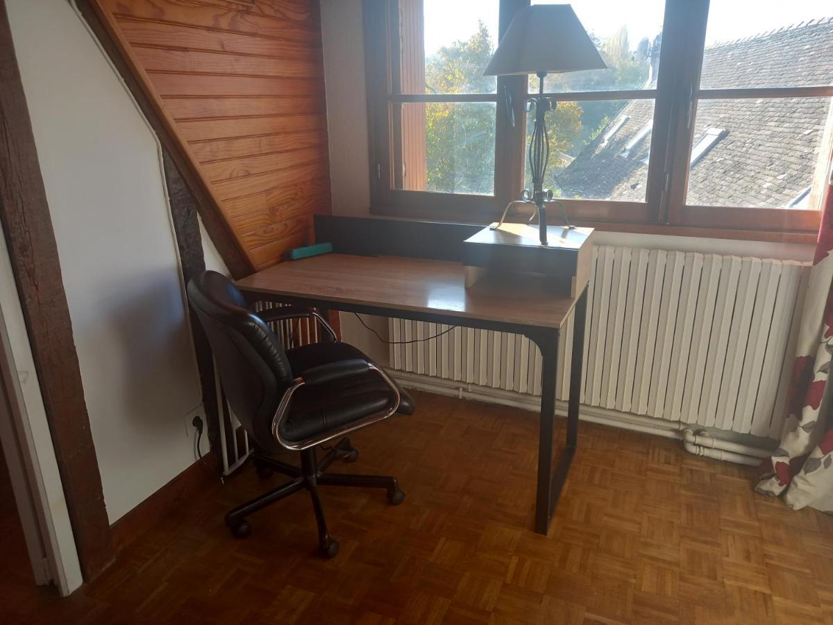 Chez Robins Villa Trie-Chateau Bagian luar foto