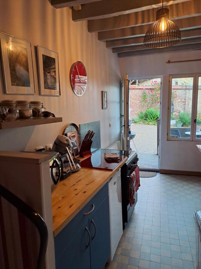 Chez Robins Villa Trie-Chateau Bagian luar foto